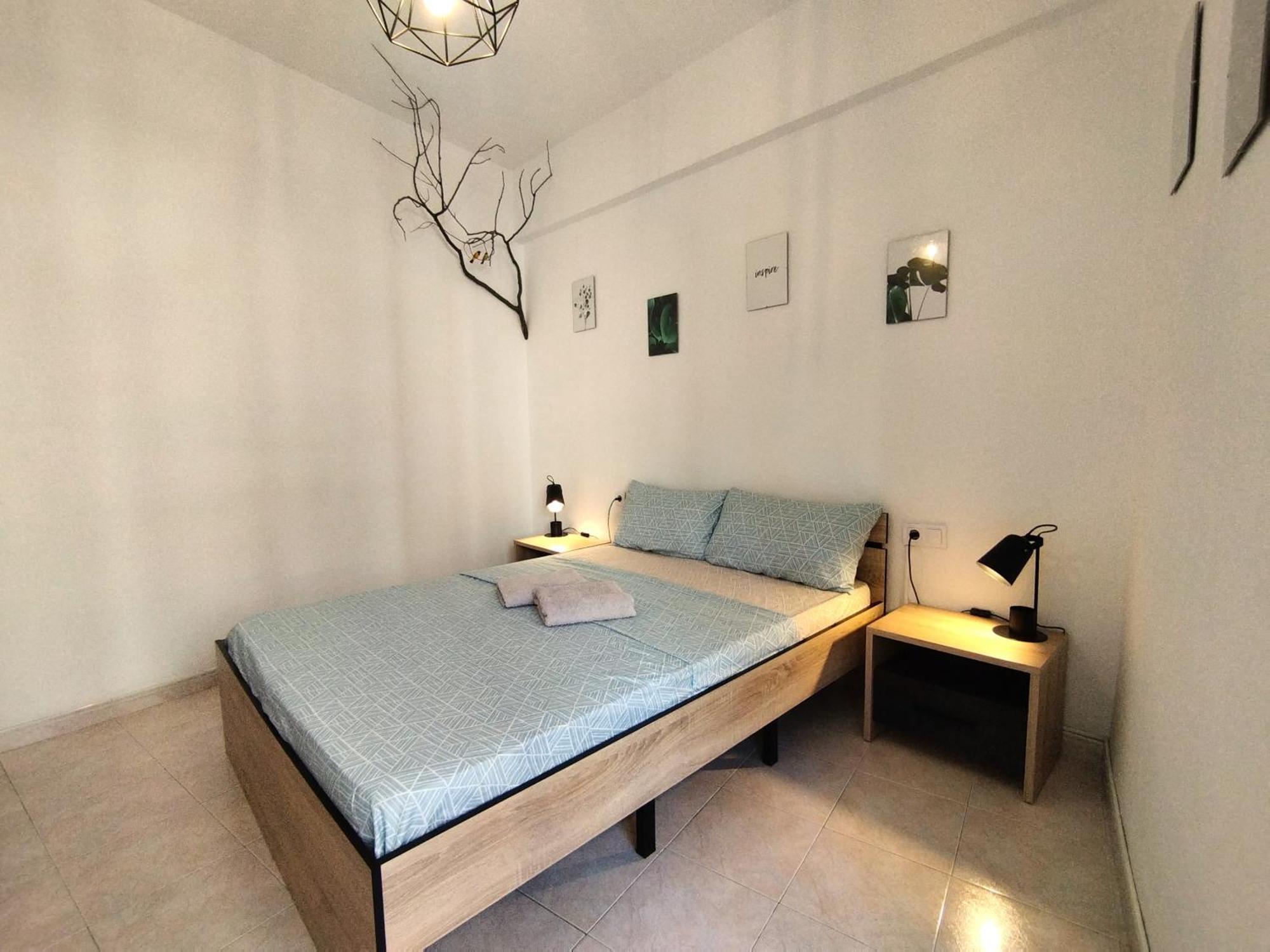 Habitaciones En Apartamento Compartido W Host Alicante Eksteriør billede