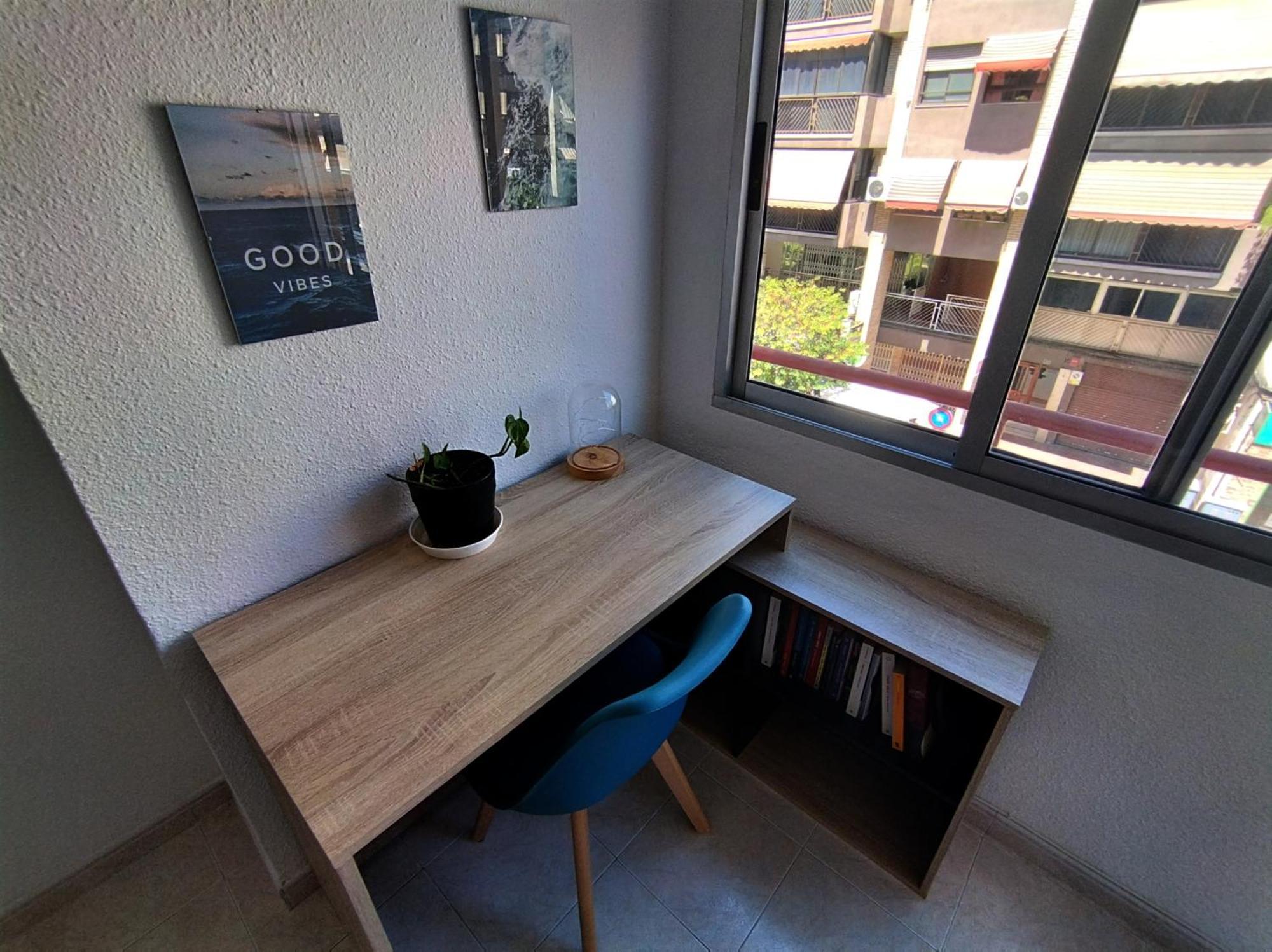 Habitaciones En Apartamento Compartido W Host Alicante Eksteriør billede