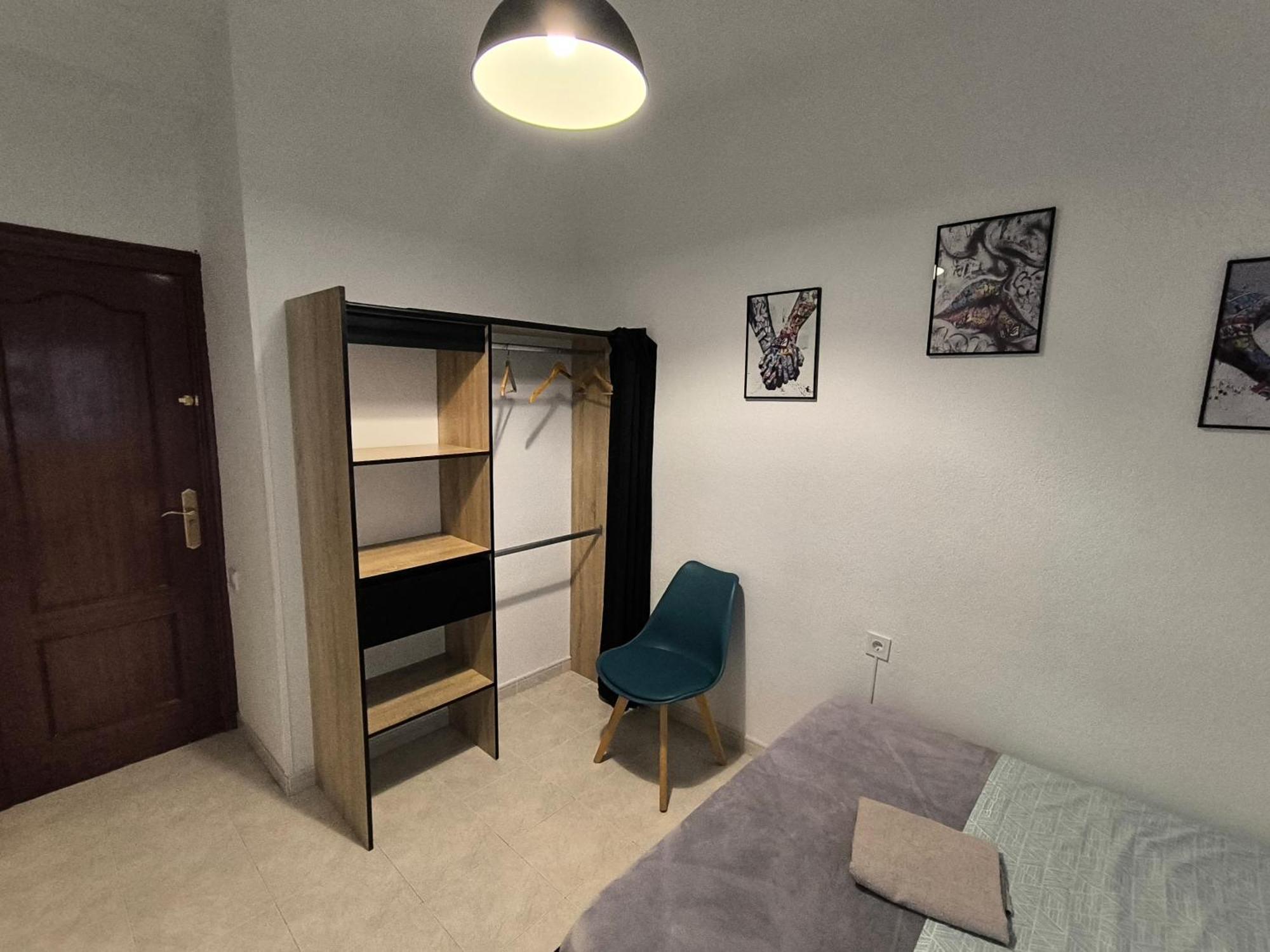 Habitaciones En Apartamento Compartido W Host Alicante Eksteriør billede