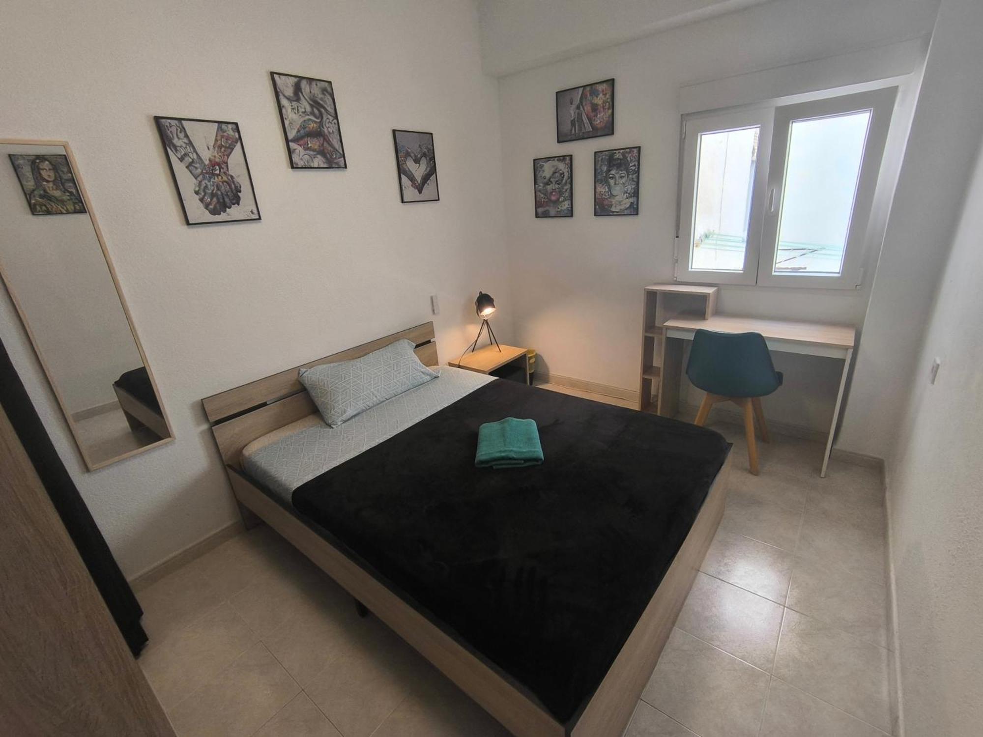 Habitaciones En Apartamento Compartido W Host Alicante Eksteriør billede